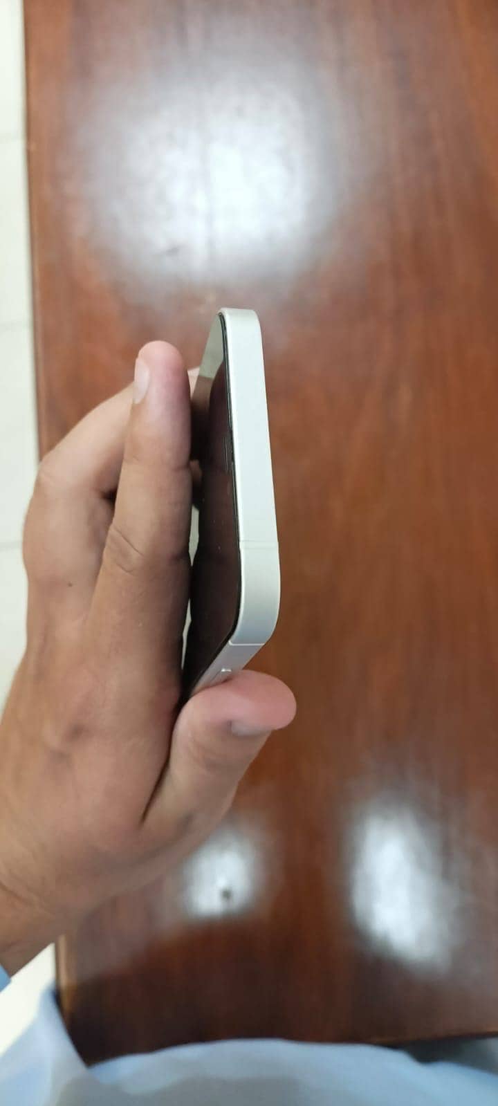 Apple iPhone 12 4