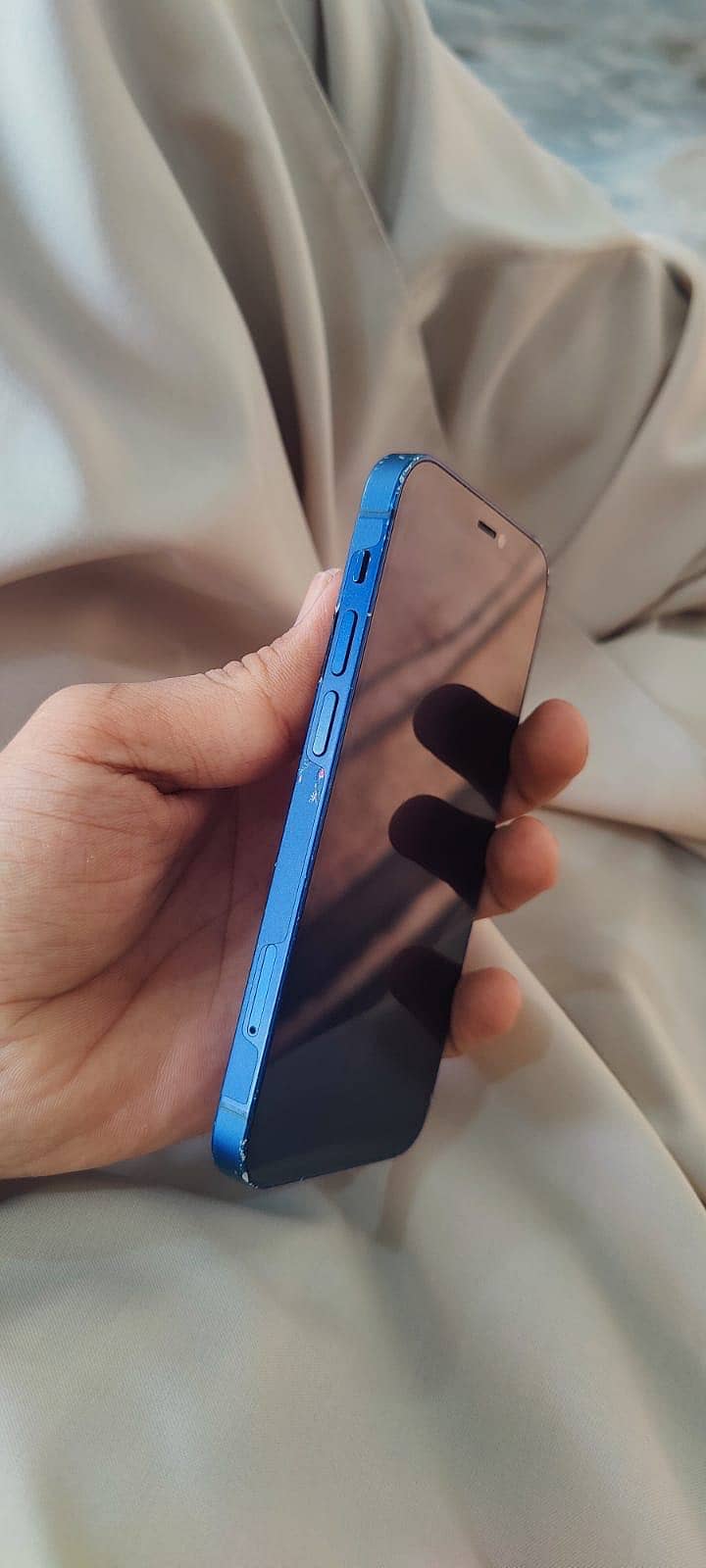 Apple iPhone 12 mini 4