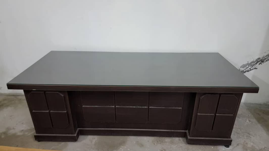 Office table 0