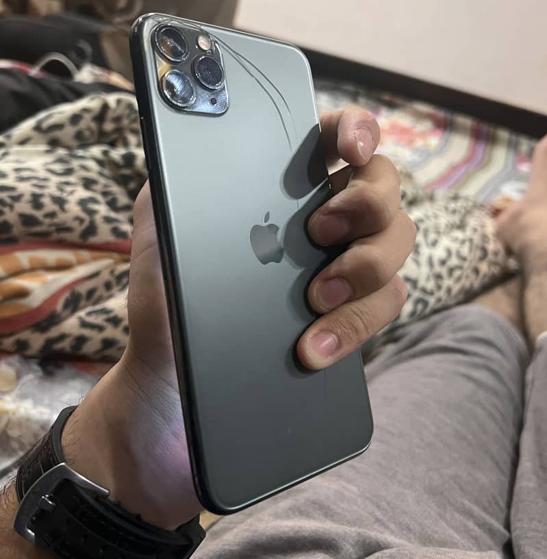Apple iPhone 11 Pro Max 0