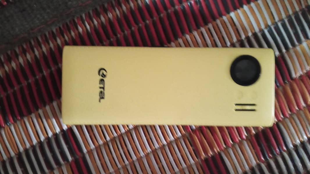 Etel E800 1