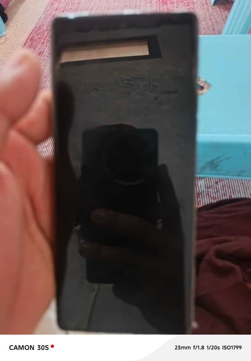 Tecno CAMON 40 Pro 9