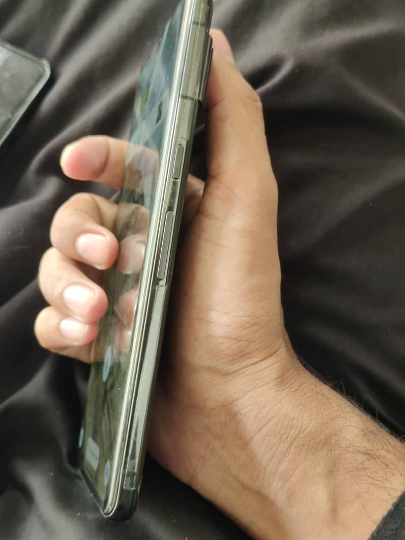 Google Pixel 7 Pro 4