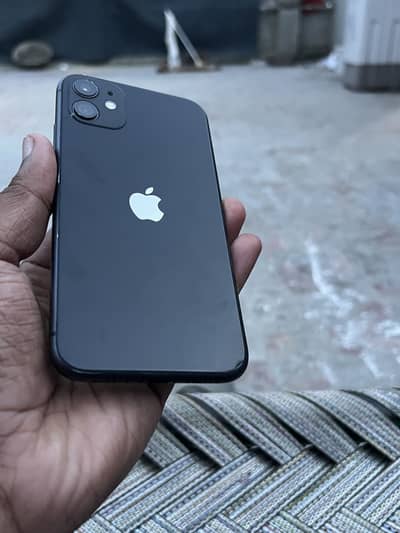 Apple iPhone 11