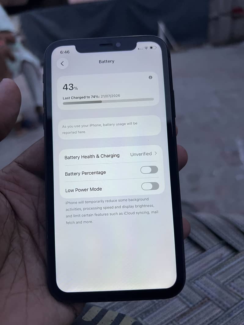 Apple iPhone 11 3