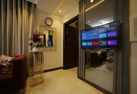 850 Square Feet Spacious Flat Available In Bahria Town - Sector E For rent