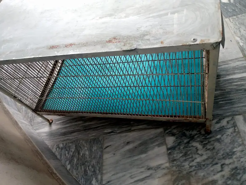 Solid Iron cage for sale. — photo 4