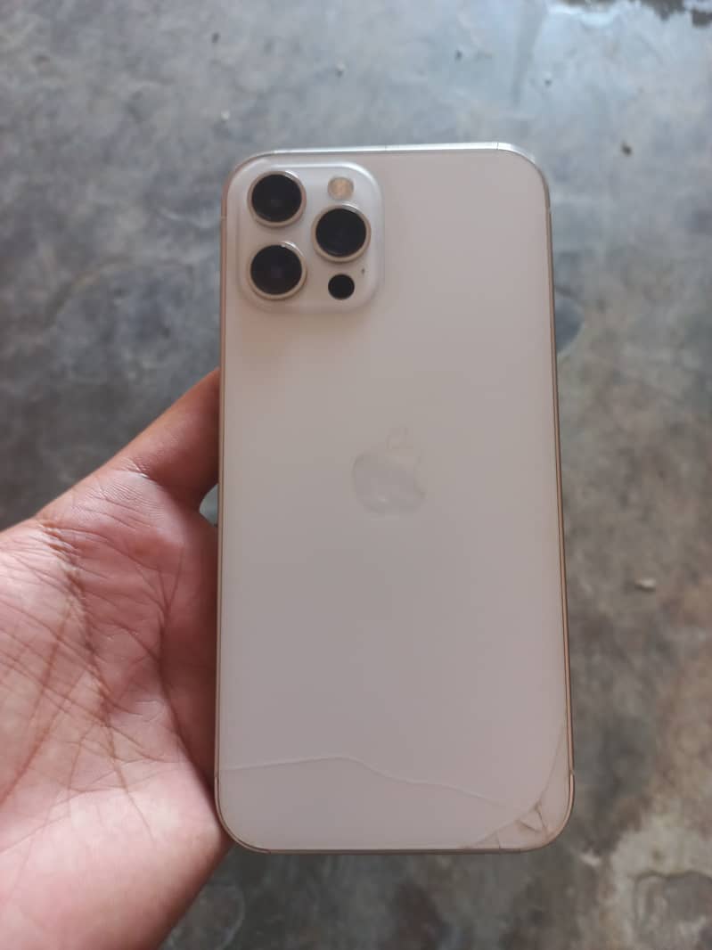 Apple iPhone 12 Pro Max 3