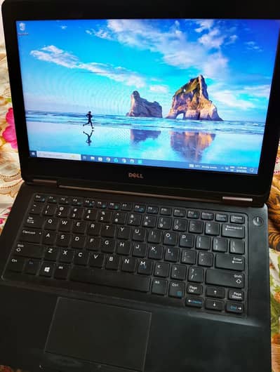 Dell laptop core i5 ,6th gen for sale in best condition for study earn