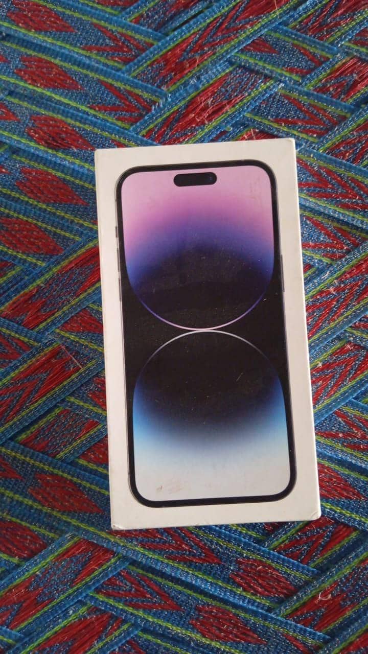 Apple iPhone 14 Pro Max 0