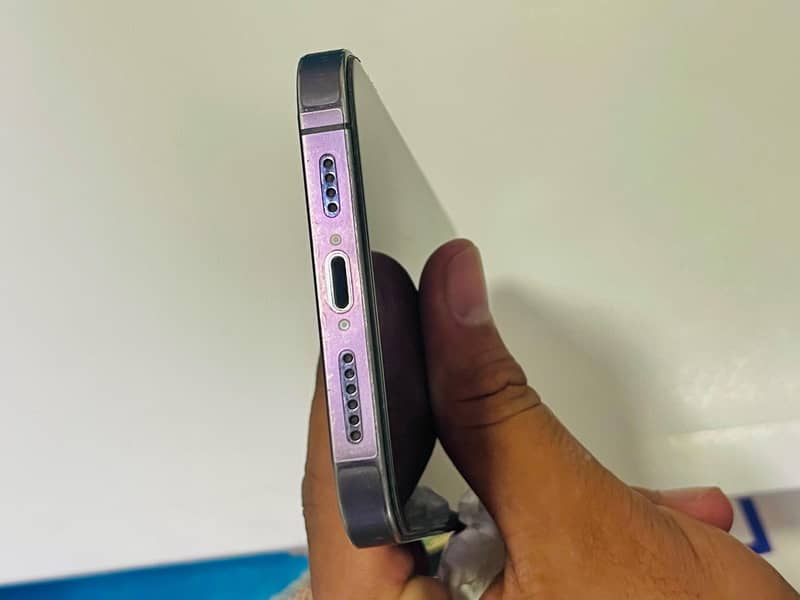 Apple iPhone 14 Pro Max 6