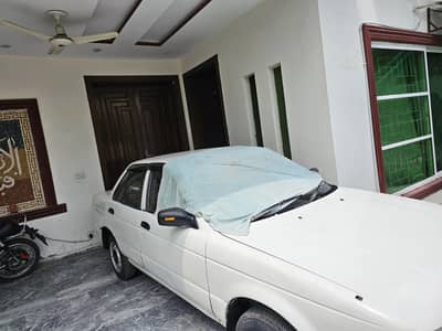 Nissan Sunny 1993