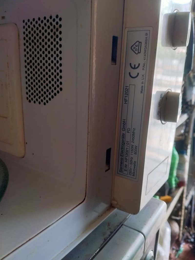 Microwave oven 2