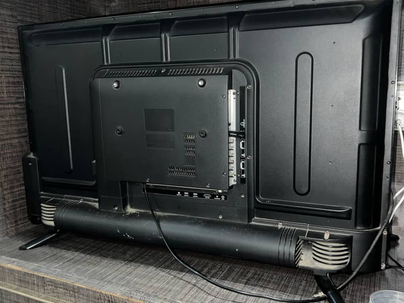 lcd 42 inch 1