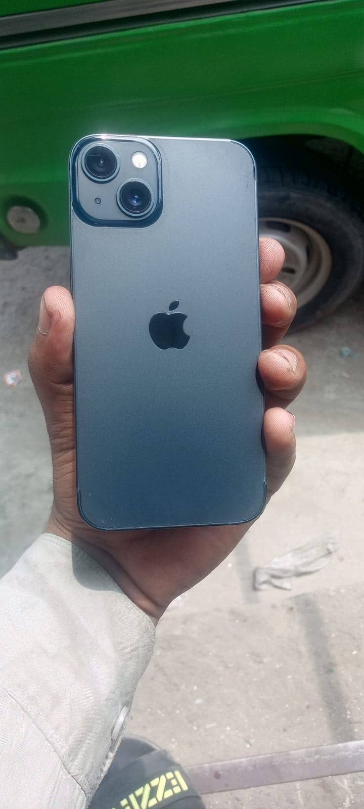 Apple iPhone 13 3