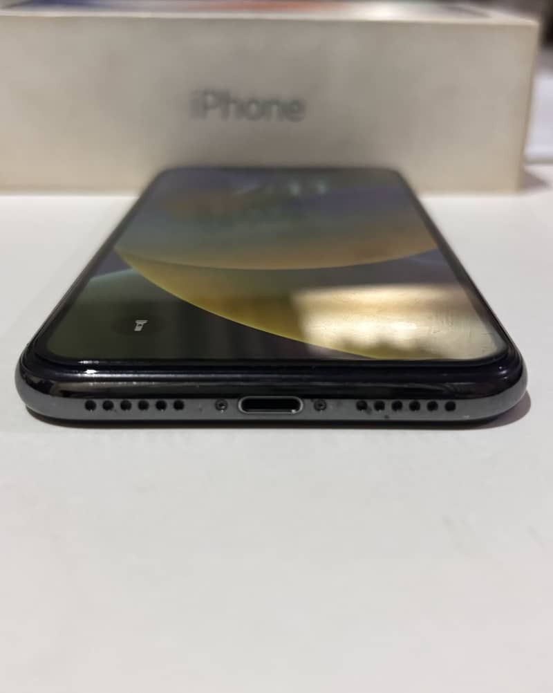 Apple iPhone X 2