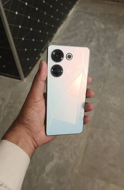 Tecno CAMON 20