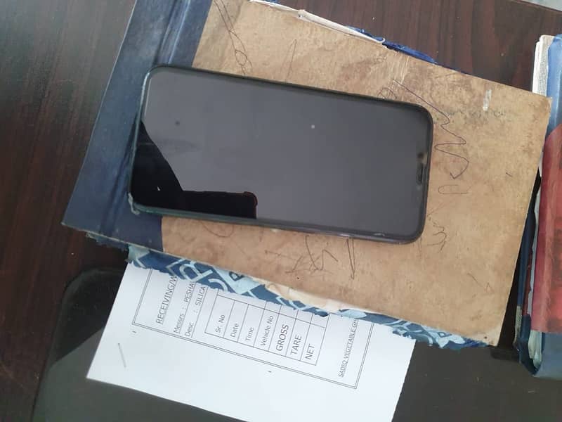 Apple iPhone 11 Pro 5