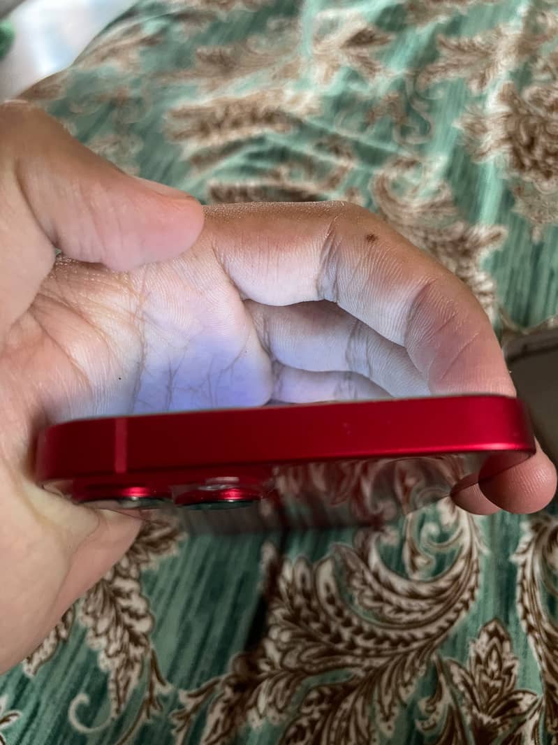Apple iPhone 13 3