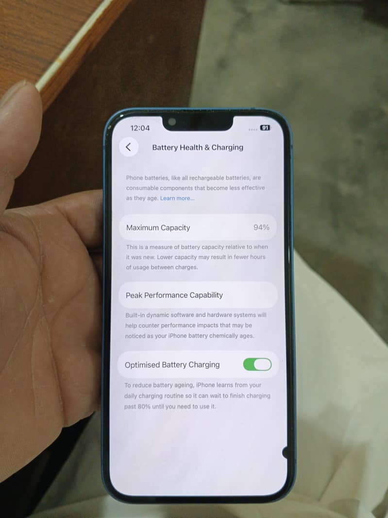 Apple iPhone 13 6