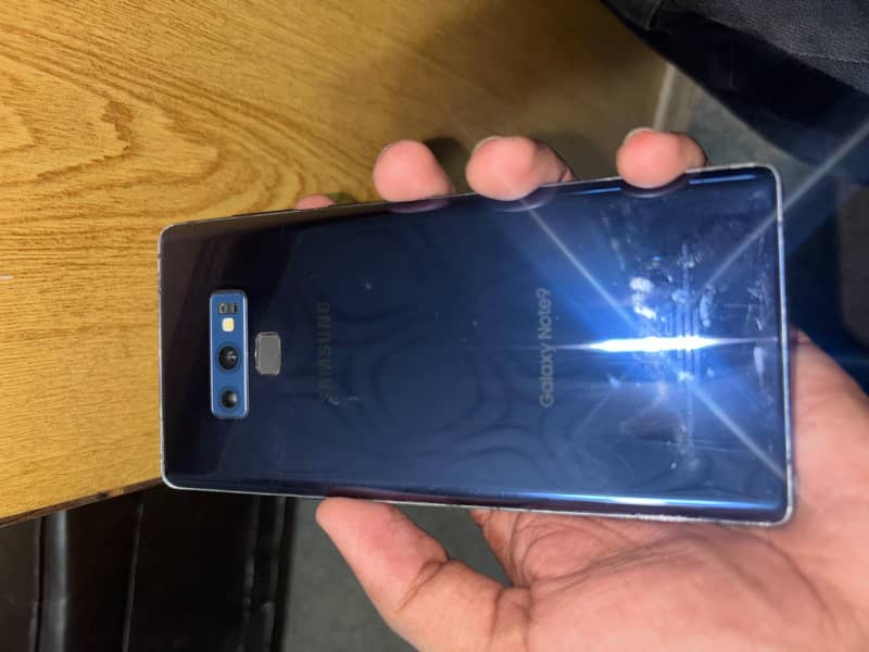 Samsung Mobile Note 9 1