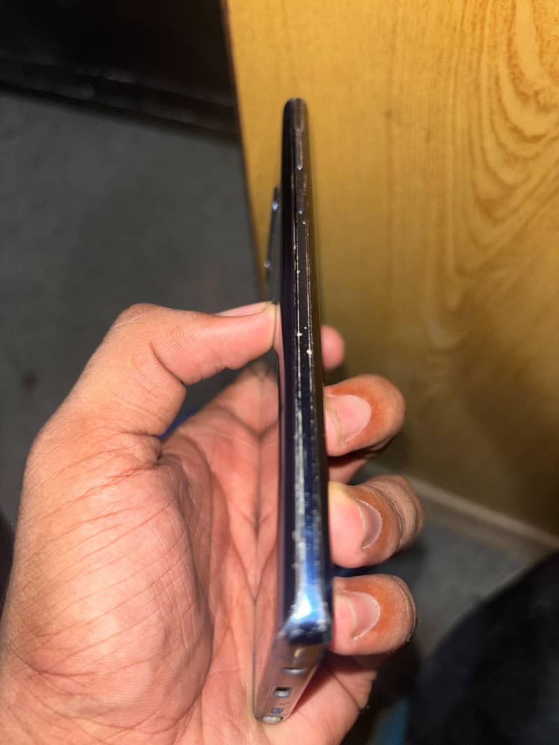 Samsung Mobile Note 9 4