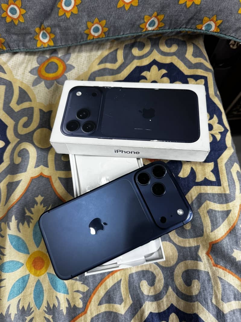 Apple iPhone 17 Pro Max 2