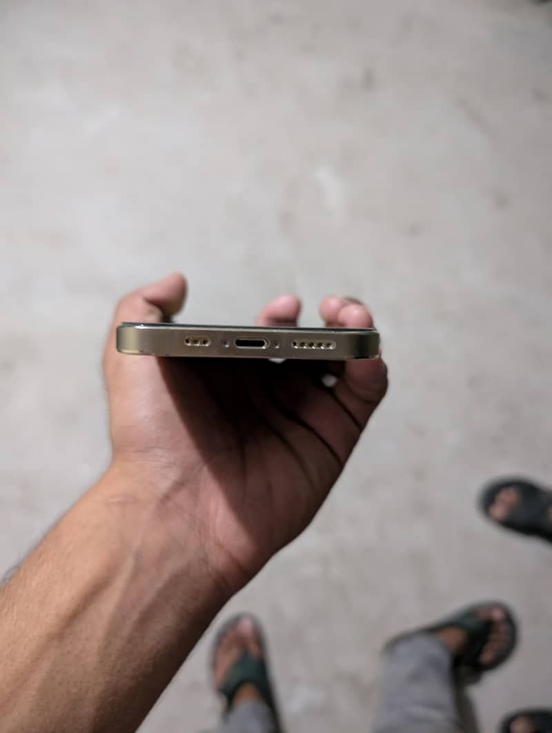 Apple iPhone 12 Pro 5