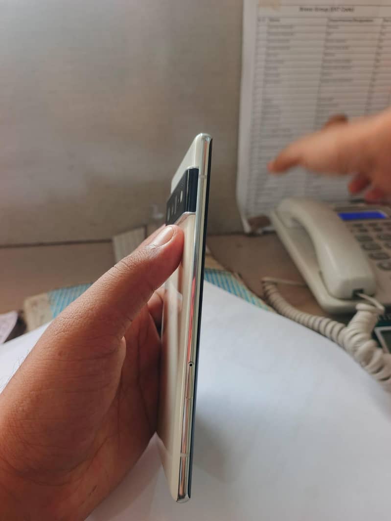 Google Pixel 6 Pro 2