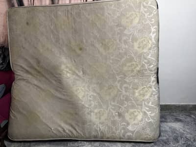 King size spring mattress used