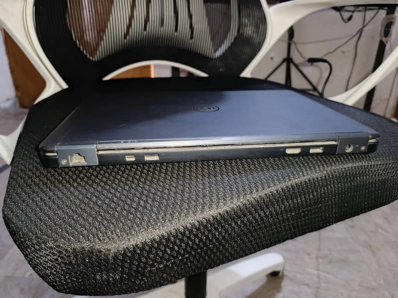 Dell i7 5th generation(2gb Nvidia GPU) 4