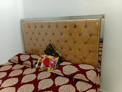 new beds 4 manth use pure steel