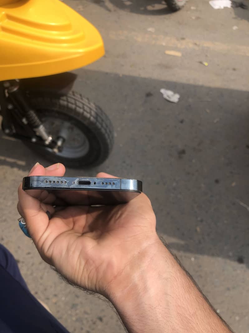 Apple iPhone 12 Pro Max 5