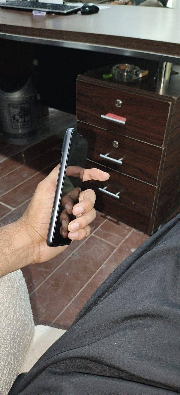 Google Pixel 8 3