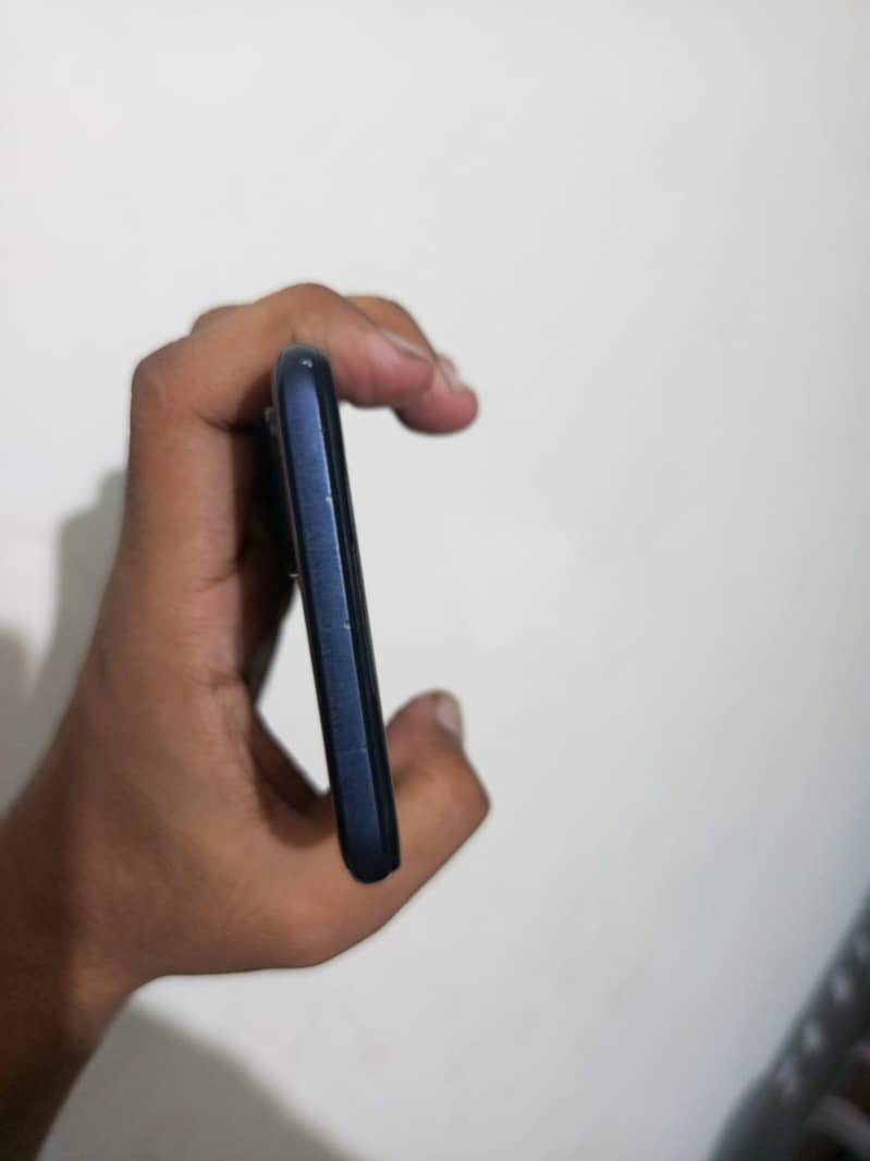 OPPO A54 4