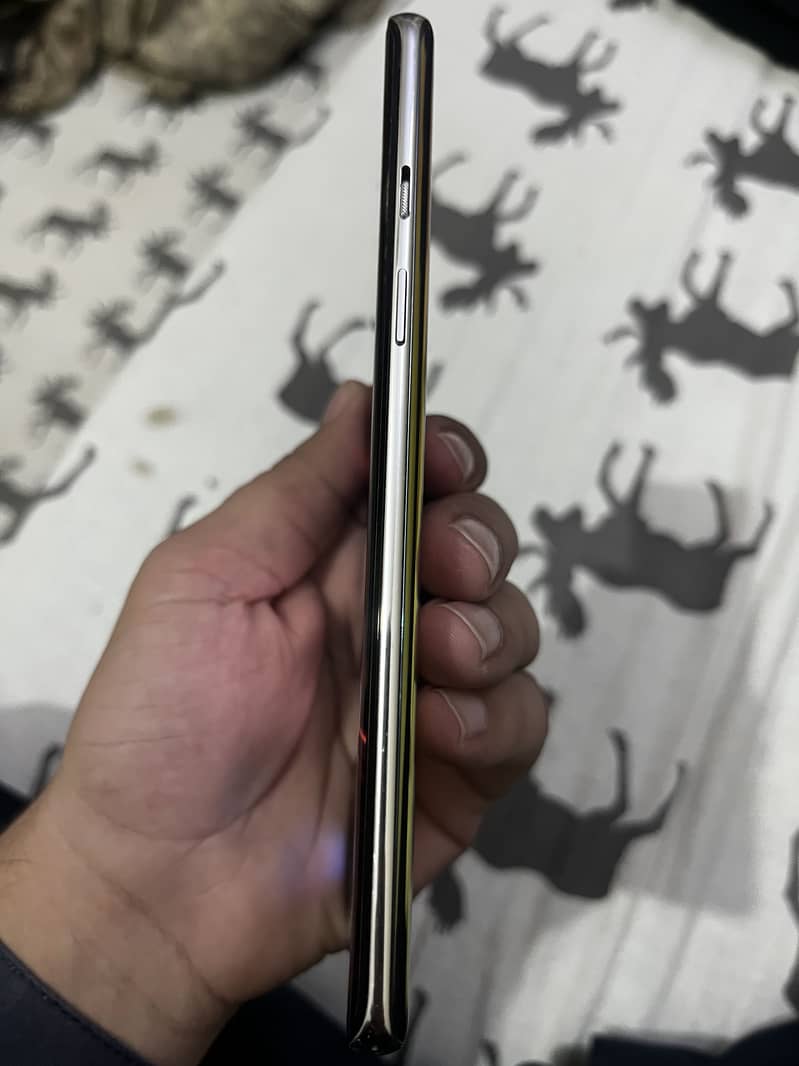 One Plus 8 5g 7