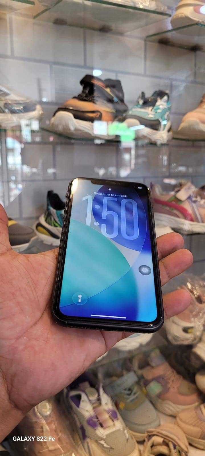 Apple iPhone 11 mint condition 1