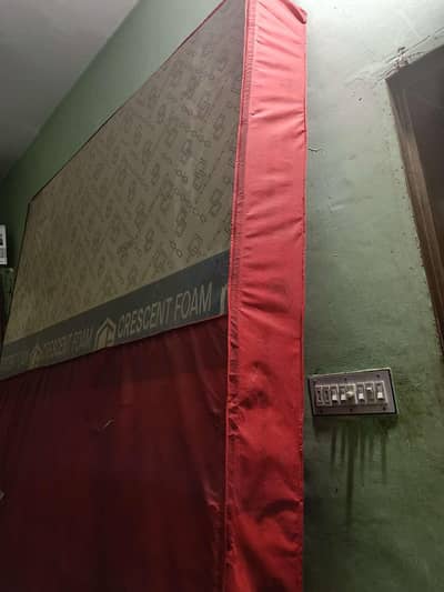 Crescent foam 198 cm and 6.5 feet