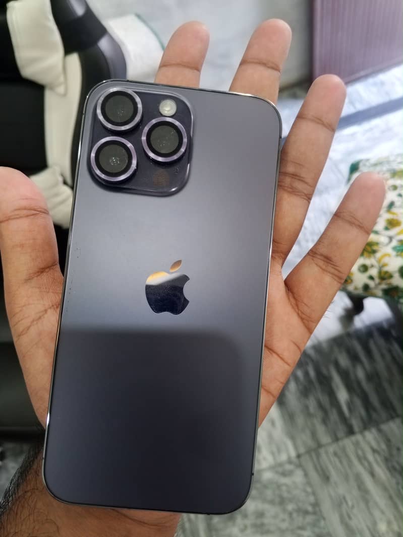 Apple iPhone 14 Pro Max 2