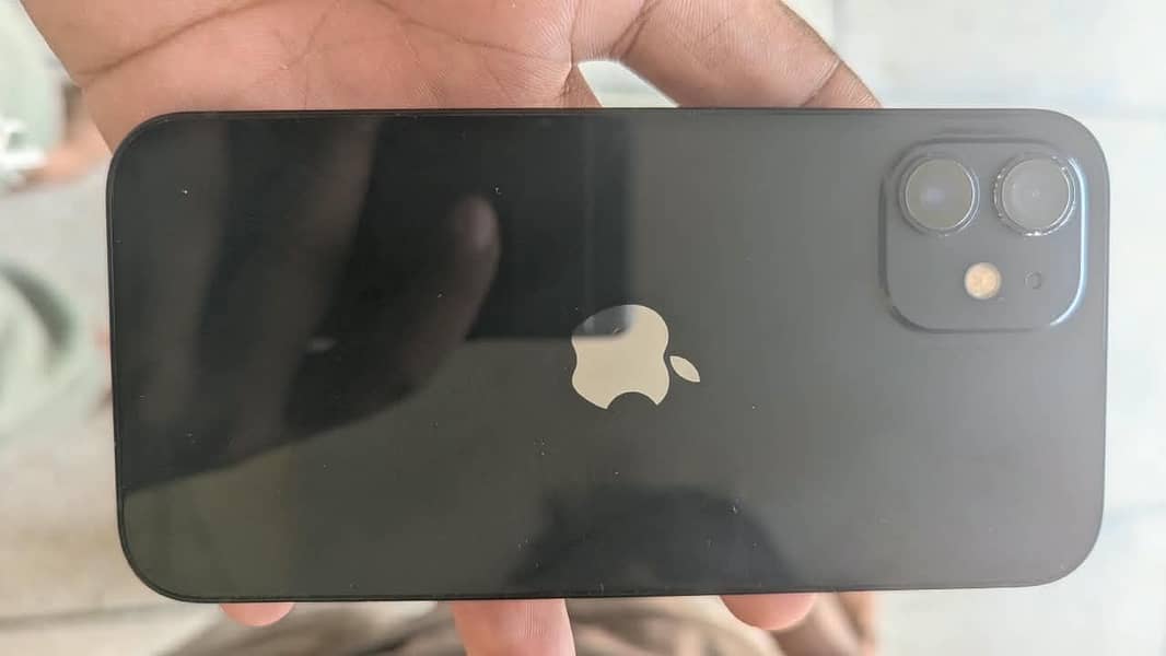 Apple iPhone 12 0