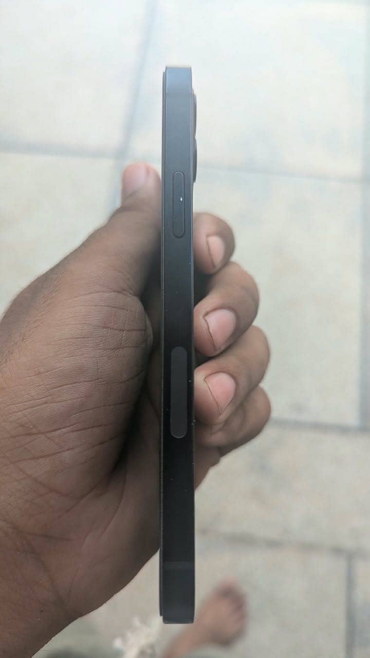 Apple iPhone 12 2