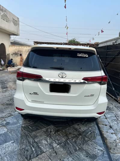 Toyota Fortuner vvti 2.7 V