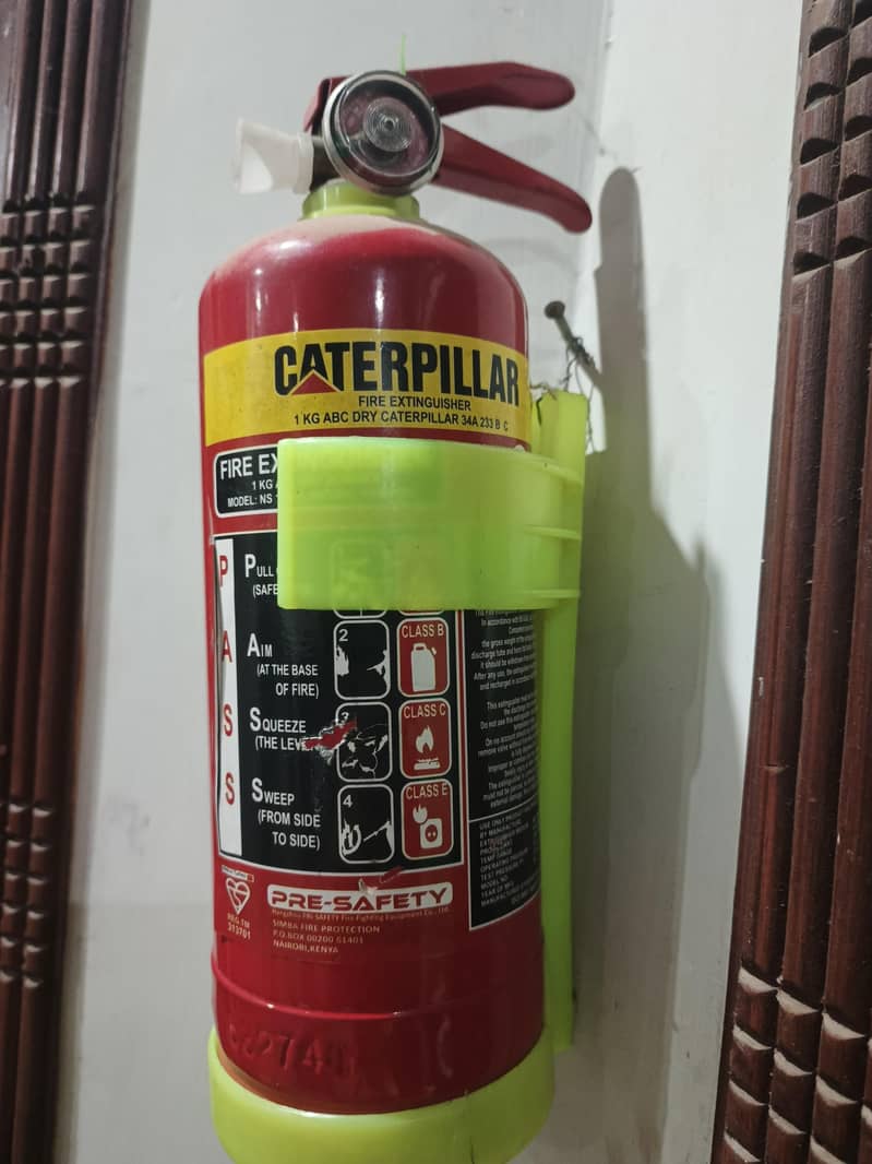 fire extinguisher  03121958803 1