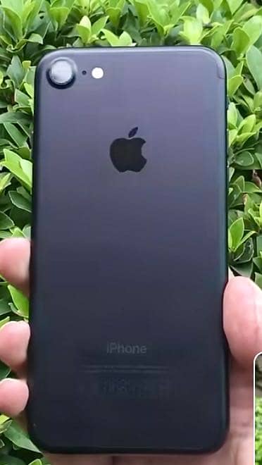 Apple iPhone 7