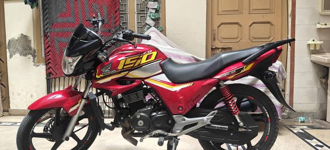 Honda CB150F