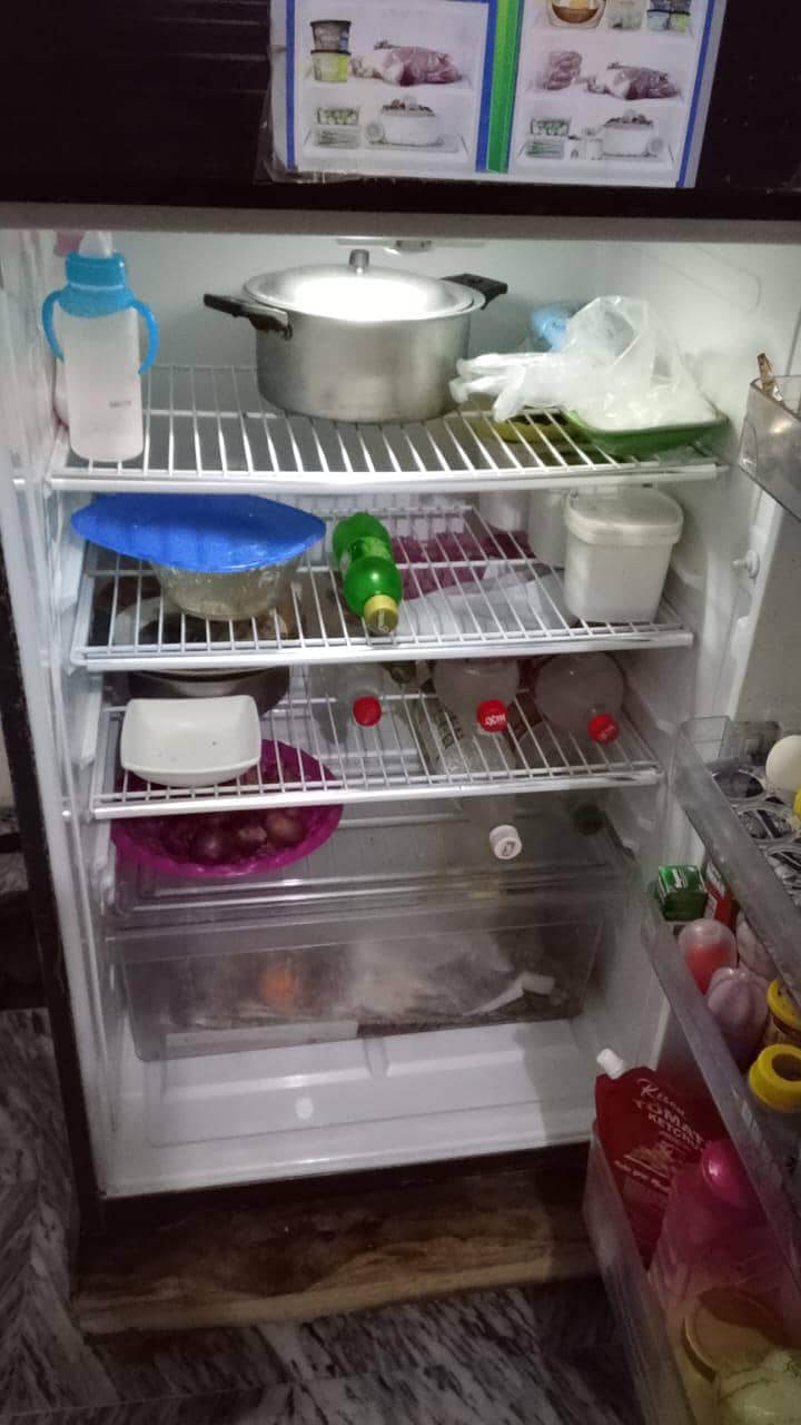 Dawlance refrigerator 1