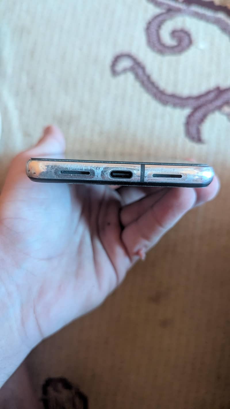 Google Pixel 8 Pro 4