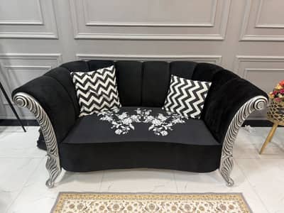 2 seater chinioti sofa