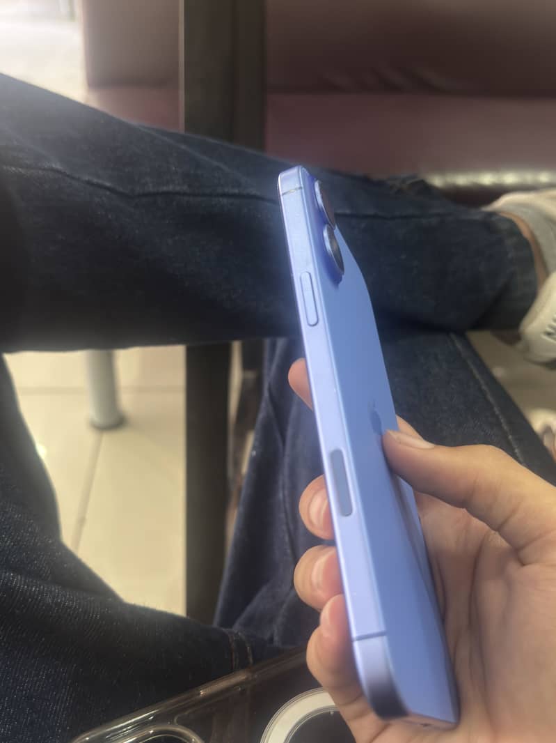 Apple iPhone 16 Plus jv 4