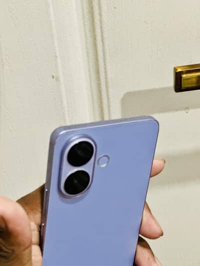 Vivo V60